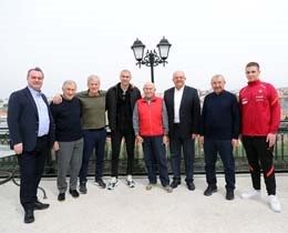 Burak Yılmaz kamptan ayrıldı