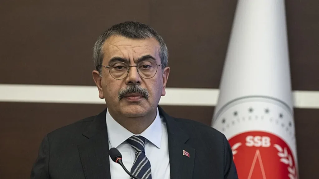 EĞİTİMDE RADİKAL DEĞİŞİKLİK